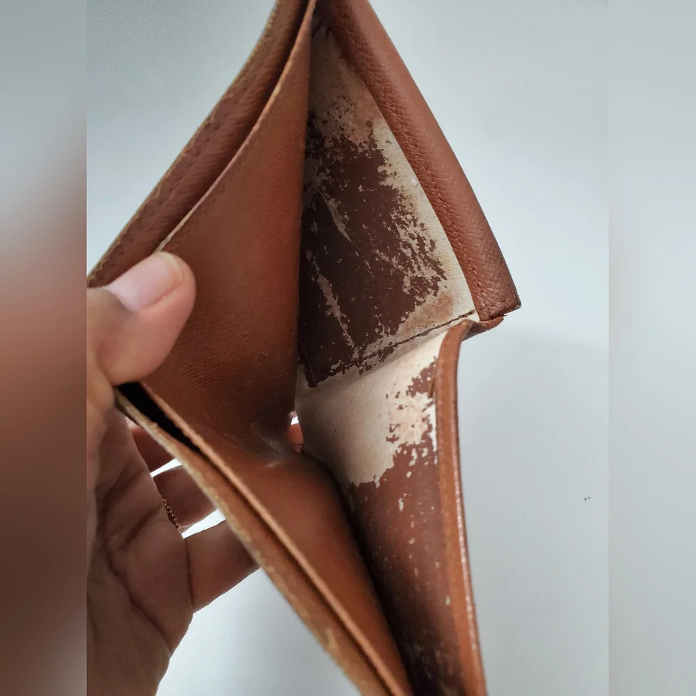 Authentic Louis Vuitton Wallet